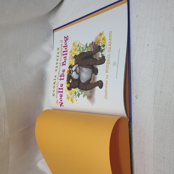 3/$10 Noelle the Bulldog - Picture 9 of 12